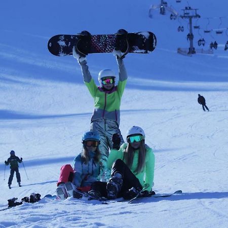Pensjonat Laworta Ski Устшики-Дольне Экстерьер фото