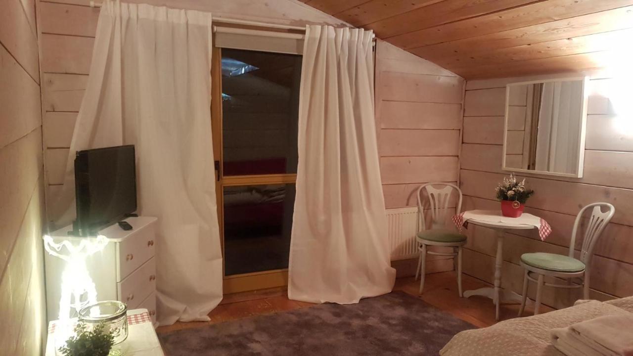 Pensjonat Laworta Ski Устшики-Дольне Экстерьер фото