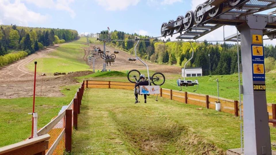 Pensjonat Laworta Ski Устшики-Дольне Экстерьер фото